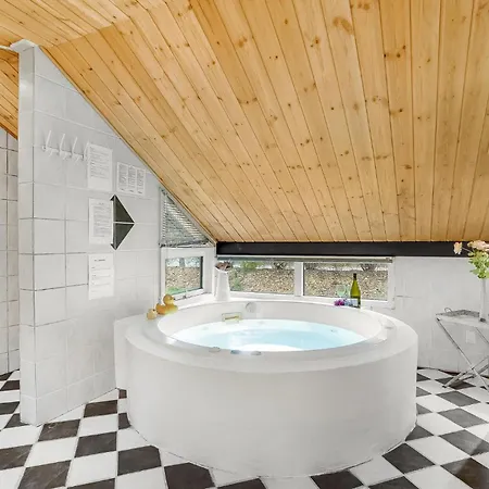 In With Sauna Holiday home